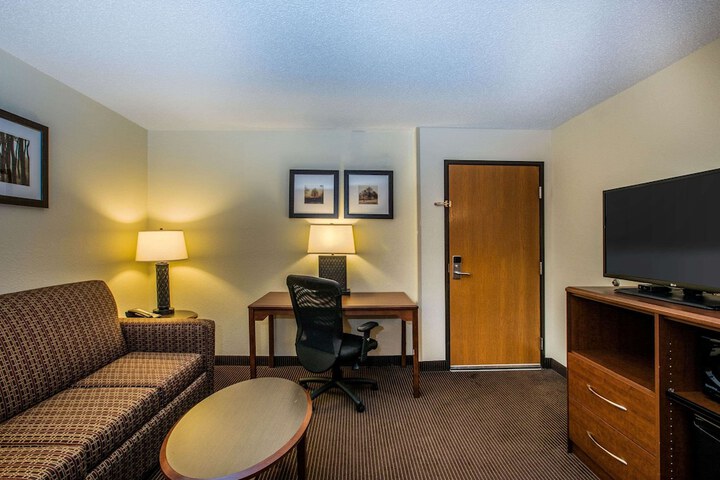 Room 10 of 44