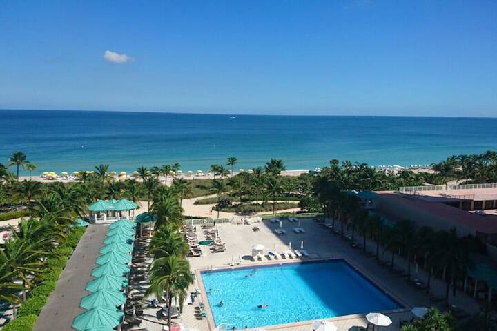 Sea View Hotel Bal Harbour, on the Ocean