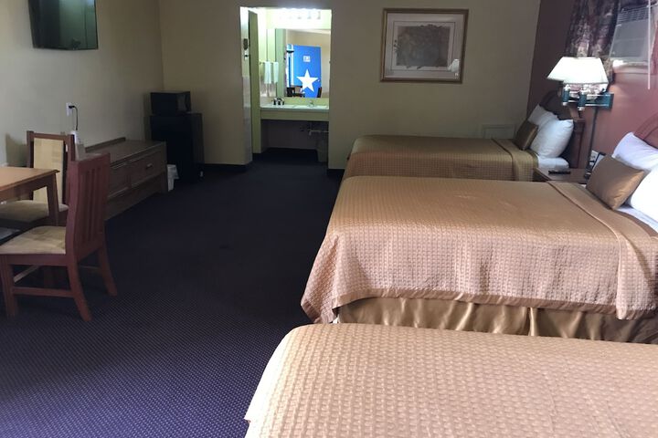 Room 20 of 58