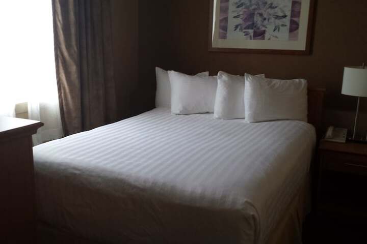 Room 40 of 56