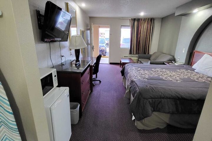 Room 7 of 20