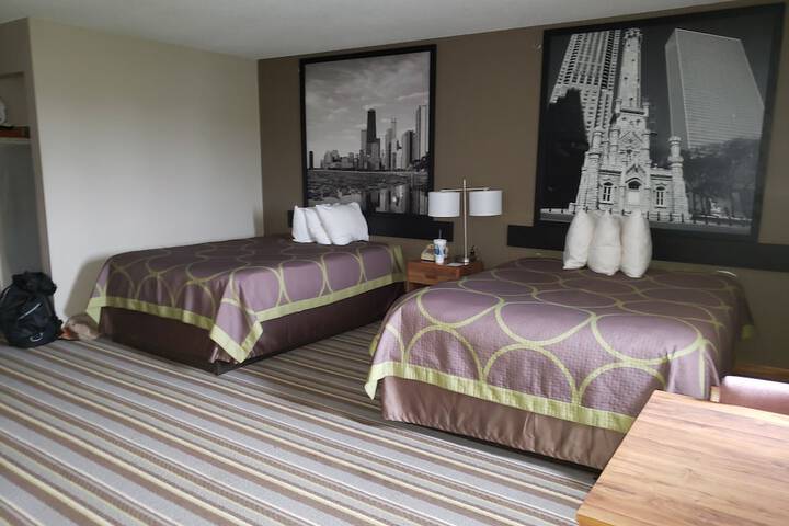 Room 14 of 25