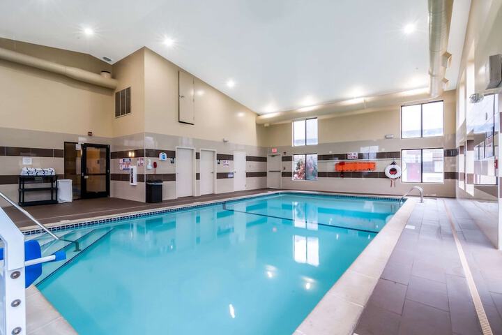 Pool 5 of 29