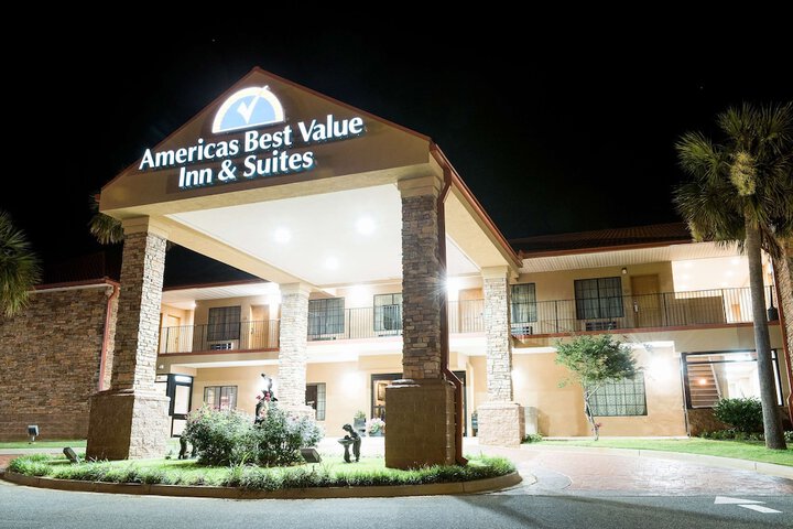 Hotel 4 of 42