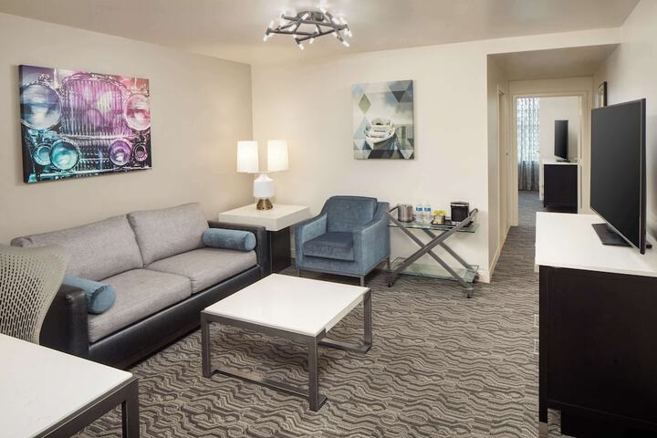 Room 21 of 45