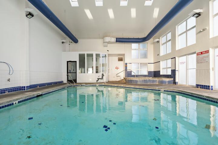 Pool 30 of 93