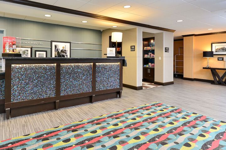 Hampton Inn Iowa City / University Area