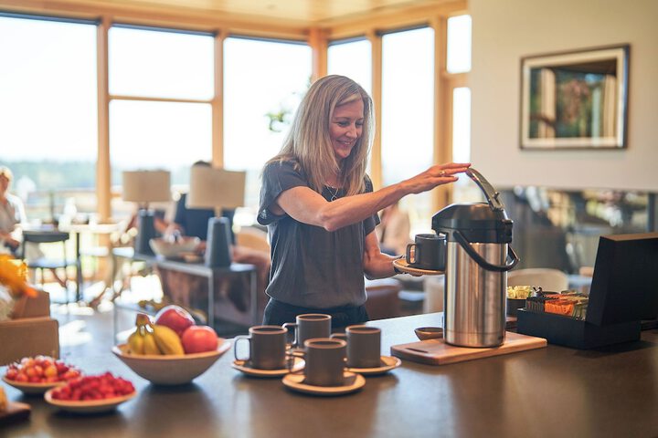 Breakfast/Coffee Service 14 of 17