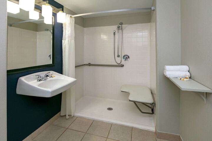 La Quinta Inn & Suites by Wyndham Horn Lake / Southaven Area