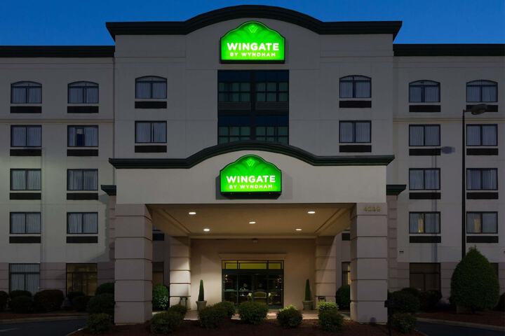 Hotel 3 of 50