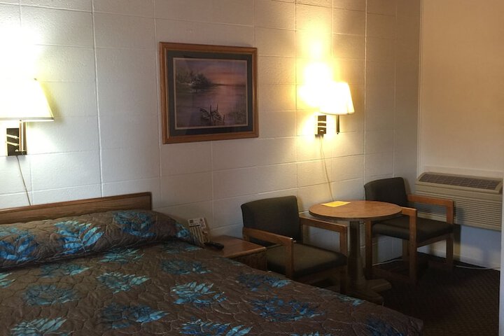 Room 19 of 44