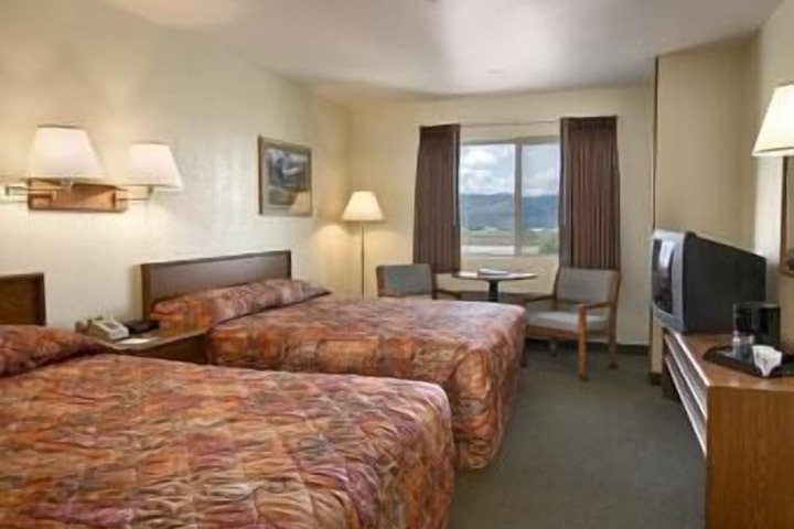 Room 19 of 25