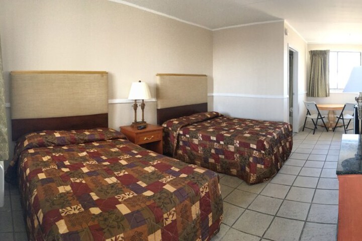 Room 25 of 44