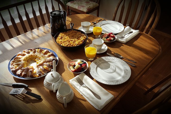 Breakfast/Coffee Service 52 of 55