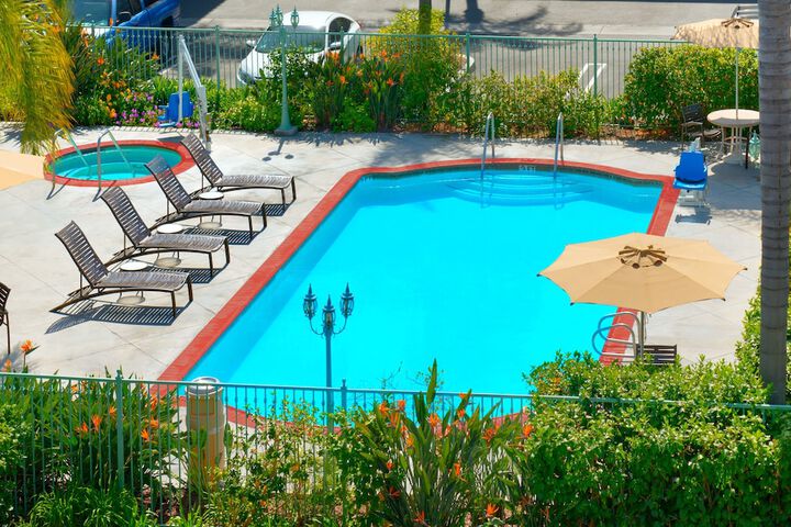 Pool 9 of 63