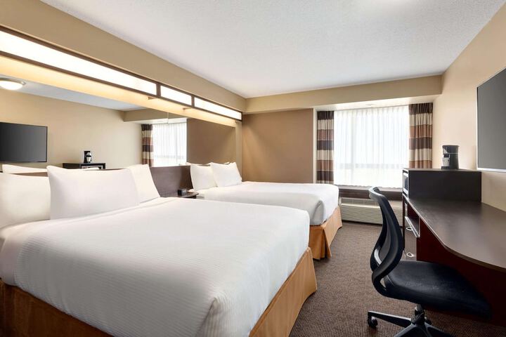 Room 9 of 38