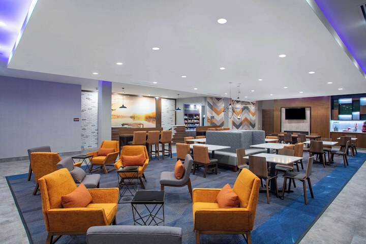 Hotel Interior 12 of 31