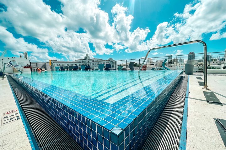 Pool 10 of 98