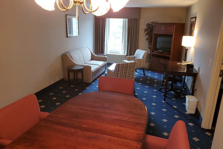 Room 18 of 30