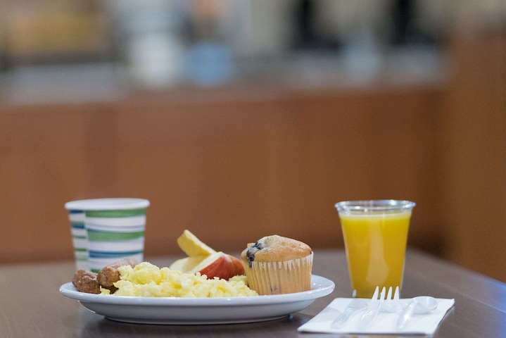 Breakfast/Coffee Service 68 of 75