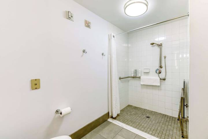 Hilton Garden Inn Outer Banks / Kitty Hawk