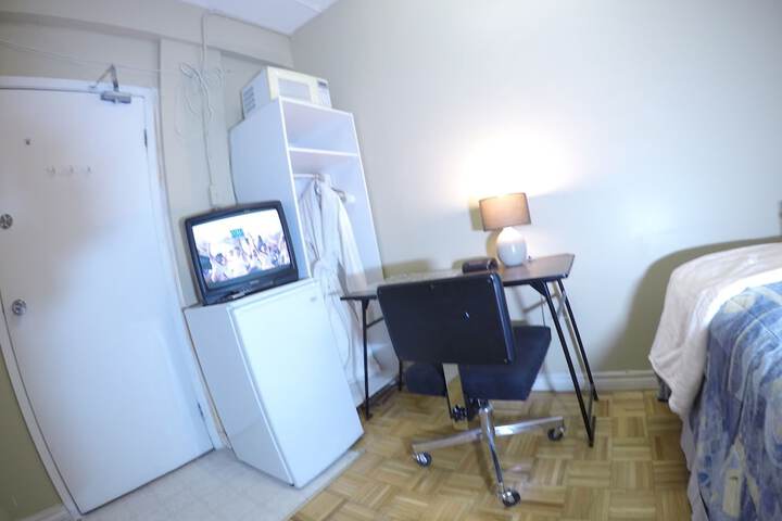 Room 57 of 73