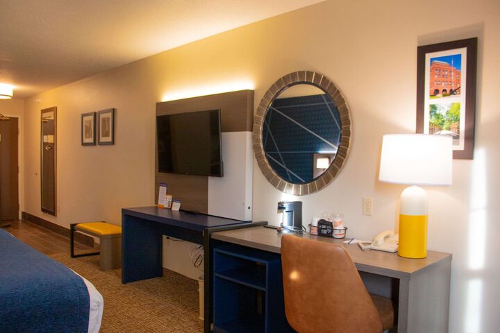 Room 25 of 55