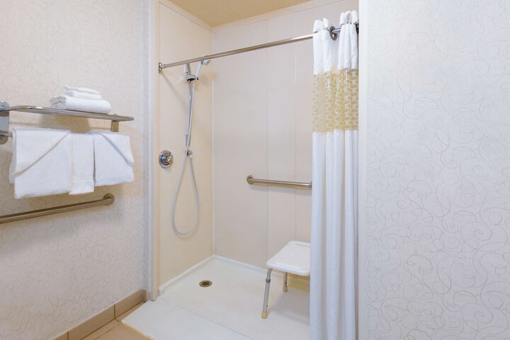 Hampton Inn San Marcos CA