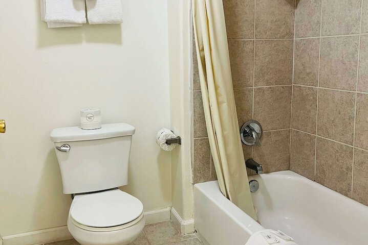 Room 20 of 25