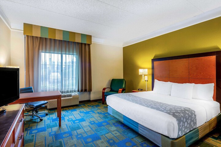 Room 13 of 29