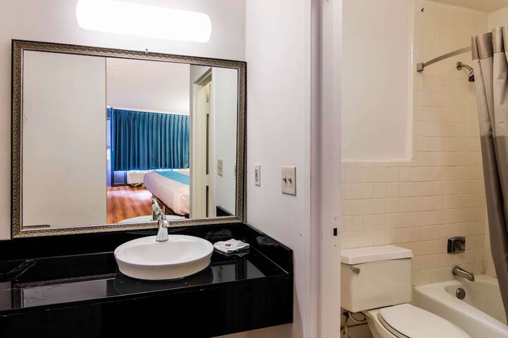 Room 20 of 25