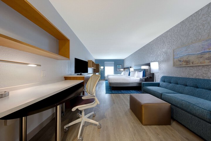 Room 41 of 70