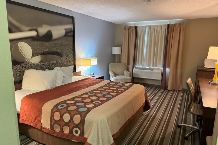 Room 25 of 35