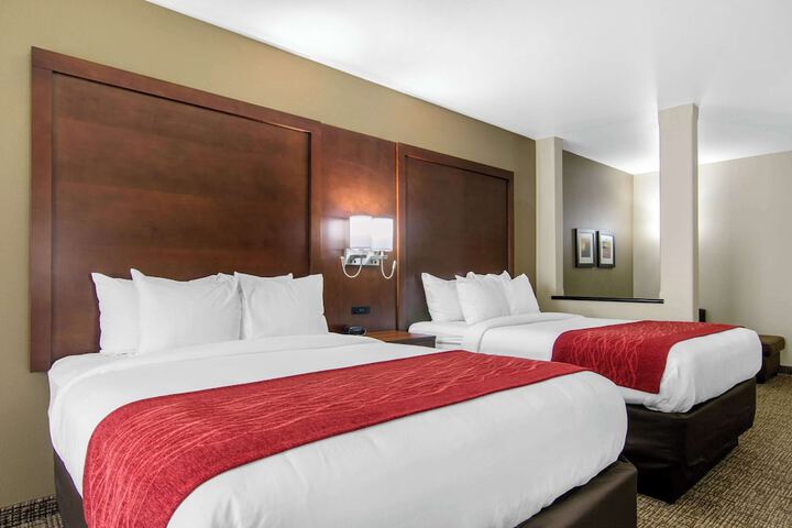 Comfort Inn & Suites Shawnee - Kansas City