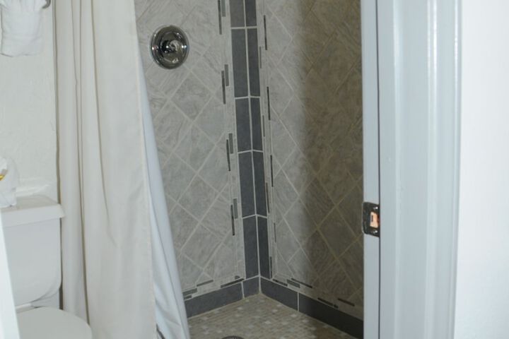 Room 44 of 130