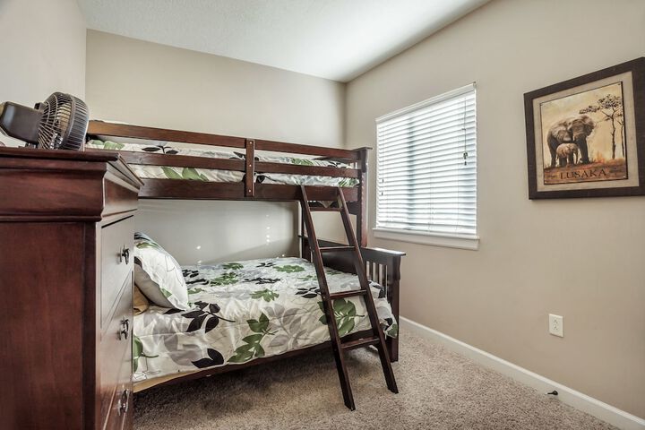 Room 17 of 24
