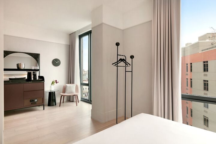 Room 19 of 78