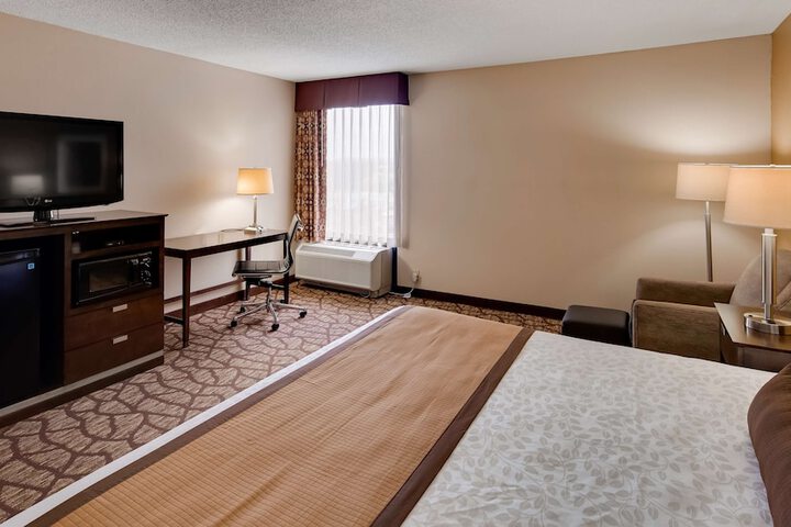 Room 16 of 32