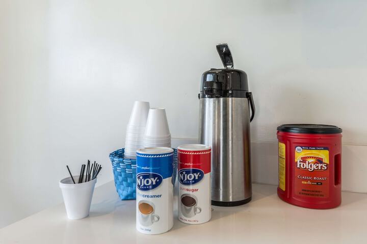Breakfast/Coffee Service 35 of 37
