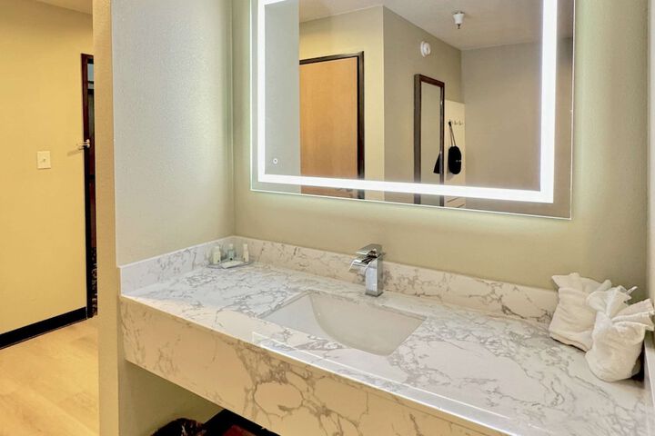 Quality Inn & Suites Willows