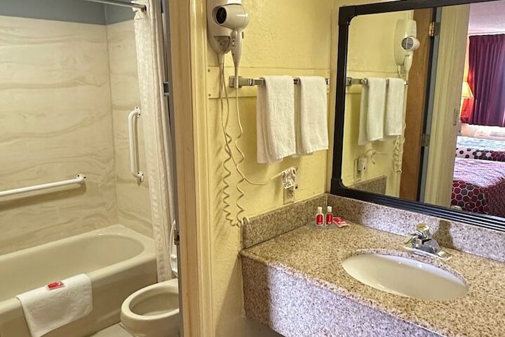Econo Lodge Christiansburg-Blacksburg I-81