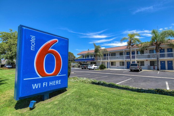 Motel 6 Pomona CA - Los Angeles