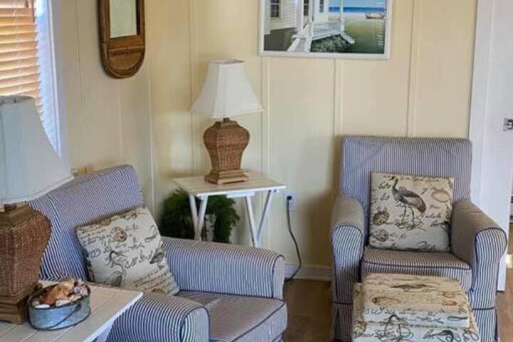 Floating Cottage on the River Nantucket