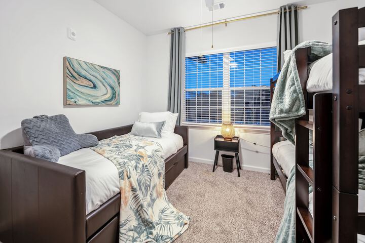 Luxurious Apartments - Pool Gym Bikes
