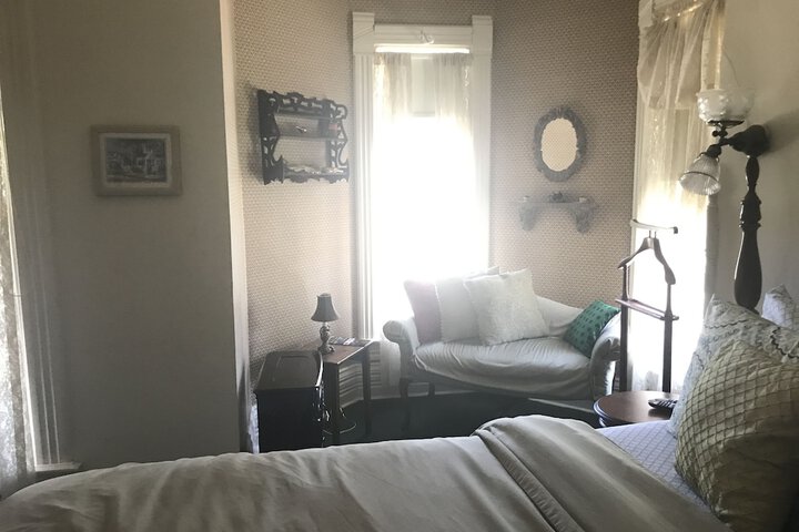 Room 65 of 89