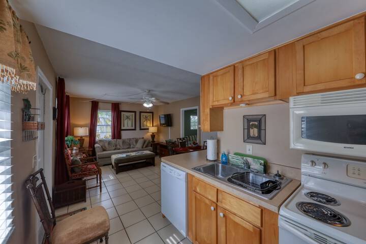 BeachTrail Lodging
