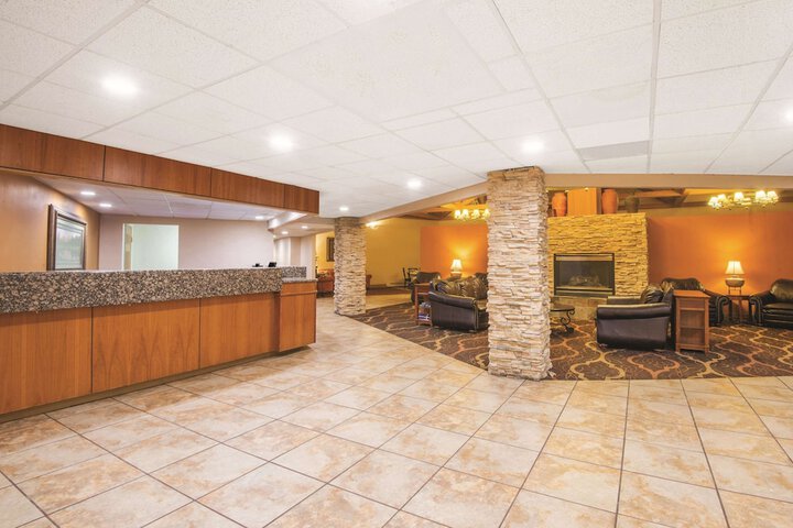 Hotel Interior 12 of 28