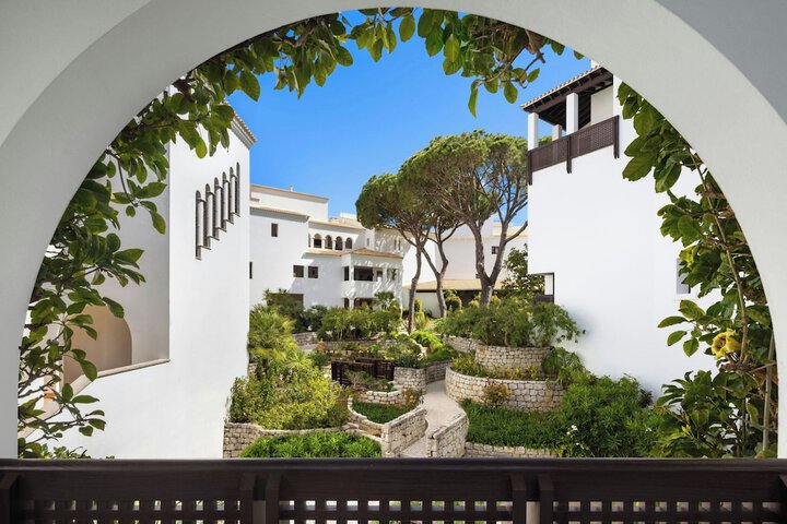 Pine Cliffs Ocean Suites a Luxury Collection Resort & Spa
