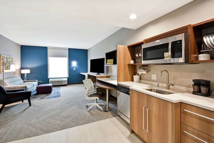 Room 36 of 46