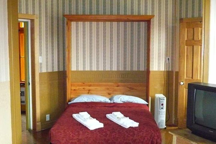 Room 19 of 31